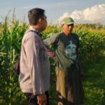 Dukung Ketahanan Pangan, Bhabinkamtibmas Polsek Labuapi Dampingi Warga Manfaatkan Lahan Pekarangan