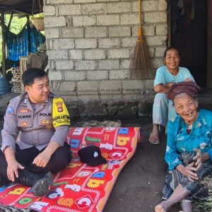 Bhabinkamtibmas Desa Teko Sambangi Warga, Ajak Masyarakat Bersama-sama Menjaga Kamtibmas