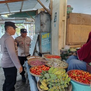 “Rawan Pagi” Polsek Gangga Lancarkan Arus di Simpang 3 PKM Gangga