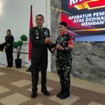 Dedikasi Nyata untuk Negeri, Babinsa Karang Bayan Terima Penghargaan pada HUT Polri Ke-80