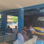 Unit Kamsel Satlantas Polres Bima Kota Tak Henti Edukasi Keselamatan Berlalu Lintas kepada Calon Penumpang Bus Antar Kota