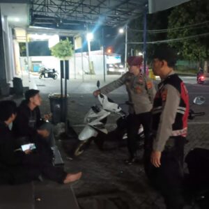 Polsek Tanjung Imbau Pengunjung Pantai Impos Waspada Kejahatan 3C dan Cuaca Ekstrem