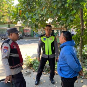 Polsek Bayan Gelar Patroli Sekaligus Imbau Warga Waspada Kejahatan 3C