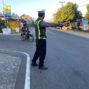 Polsek Tanjung Gelar Giat Rawan Pagi di Depan Pasar Umum Tanjung