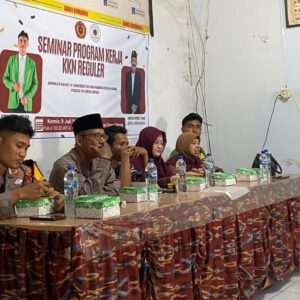 Kapolsek Madapangga di Wakili Bhabinkamtibmas Desa Dena Hadiri Seminar Mahasiswa KKN Universitas Muhammadiyah Bima
