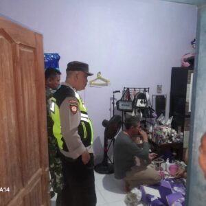Bhabinkamtibmas Dampingi Pendataan Penghuni Kos, Wujudkan Lingkungan Aman dan Tertib