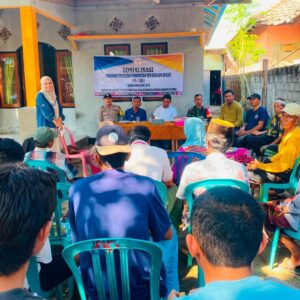 Bhabinkamtibmas Polsek Woha Hadiri Sosialisasi dan Musdes P3-TGAI di Aula Desa Risa