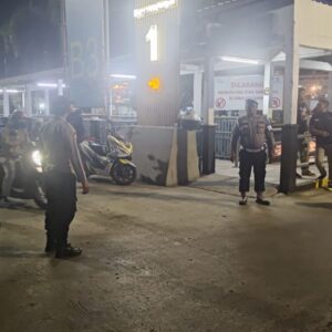 Cegah Tindak Kejahatan, Polisi Intensifkan Patroli Dialogis di Dermaga Pelabuhan Lembar
