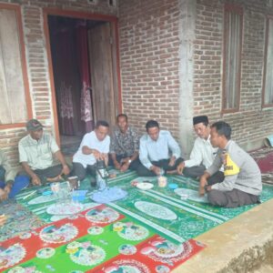 Bhabinkamtibmas Polsek Brang Rea Ajak Warga Desa Rarak Ronges Jaga Kondusifitas dan Hindari Politik Praktis