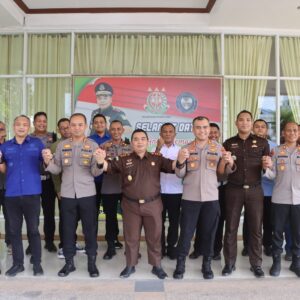Perkuat Sinergitas Polri, TNI, dan Kejaksaan, Kapolres Bima Kota dan Kapolres Bima Gelar Silaturahmi Lintas Institusi