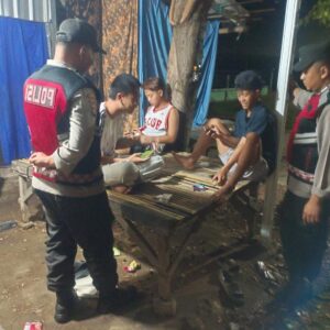 Polsubsektor Gili Indah Gelar Patroli Dialogis di Gili Trawangan, Sampaikan Imbauan Kamtibmas kepada Staf Hotel