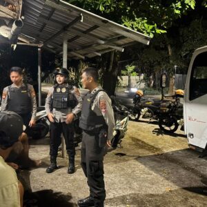 Patroli Perintis Presisi Polres Lombok Barat Sisir Jembatan Gantung Lembar, Tekan Aksi Kriminalitas Dini Hari