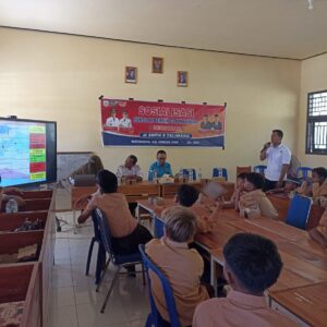 Satresnarkoba Polres Sumbawa Barat Edukasi Pelajar tentang Bahaya Narkoba di SMAN 1 Brang Rea