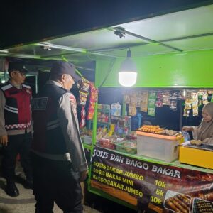 Kapolsek Gangga Imbau Warga Waspada Uang Palsu dan Tertib Gunakan Helm
