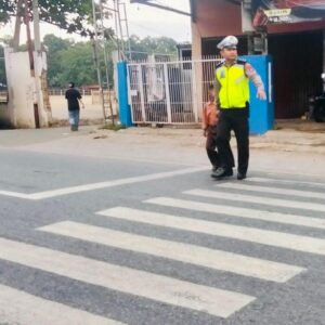 Tekan Angka Kecelakaan dan Wujudkan Kamseltibcar Satlantas Polres Bima Kabupaten Gelar Gatur Rawan Pagi