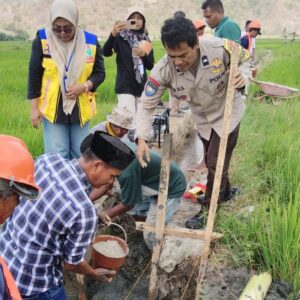 BKTM Polsek Monta Hadir Sosialisasi Program Percepatan Peningkatan Tata Guna Air Irigasi (P3-TGAI) di Desa Binaannya