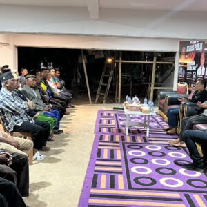 Edukasi Bahaya Narkoba hingga ke Pelosok Desa, Sat Resnarkoba Polres Sumbawa Diskusi Publik di Batulanteh