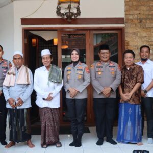 Kapolres Lombok Barat Kunjungi Ponpes Al-Ishlahuddiny Kediri, Perkuat Sinergitas Polri dan Ulama