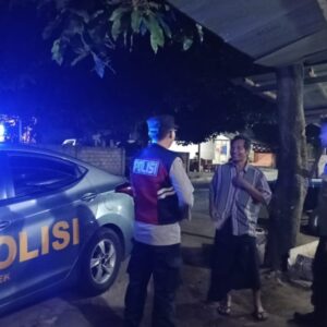 Polsek Tanjung Himbau Pedagang Lapangan 3T Jaga Kamtibmas dan Waspada Premanisme serta Uang Palsu