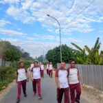 Jaga Kebugaran dan Fisik Personel, Anggota Polres Sumbawa Barat Gelar Olahraga Jalan Sehat