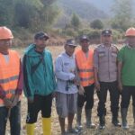 Bhabinkamtibmas Polsek Woha Hadiri peletakan batu pertama program percepatan peningkatan Tata Guna Air Irigasi (P3-TGAI).