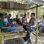 BHABINKAMTIBMAS POLSEK HU’U PERERAT KEMITRAAN DENGAN WARGA MELALUI SAMBANG DAN SILATURAHMI, AJAK MASYARAKAT JAGA KAMTIBMAS DAN TOLAK NARKOBA