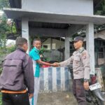 Sat Binmas Polres Dompu Edukasi Pengendara, Tekankan Pentingnya Penggunaan Helm dan Tertib Berlalu Lintas