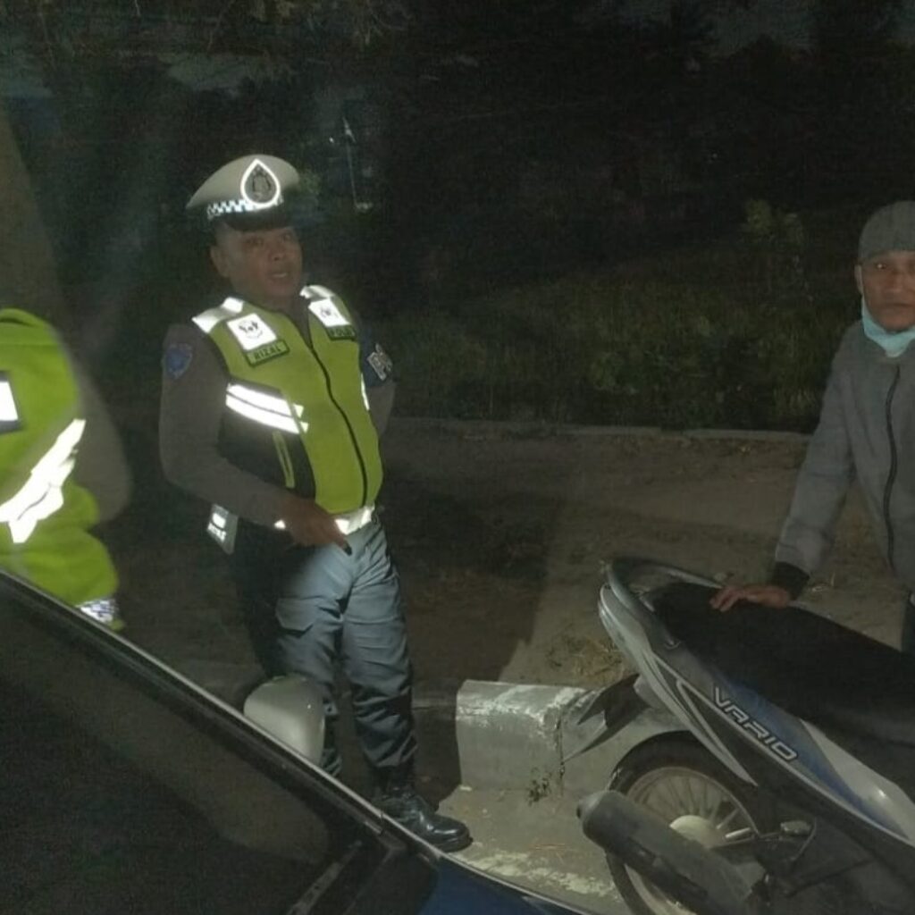Ciptakan Rasa Aman, Satlantas Polres Lombok Barat Sisir Titik Rawan di Bypass BIL 1 dan 2