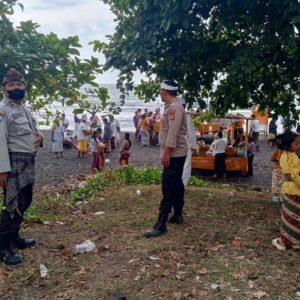 Polsek Monta Gelar Pengamanan Program Selasa Menyapa di Desa Sondo dan Desa Nontotera Kecamatan Monta