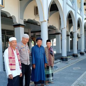 Bhabinkamtibmas Desa Wanasaba Ajak Masyarakat Dukung Swasembada Pangan dan Tingkatkan Kewaspadaan Terhadap Perubahan Cuaca