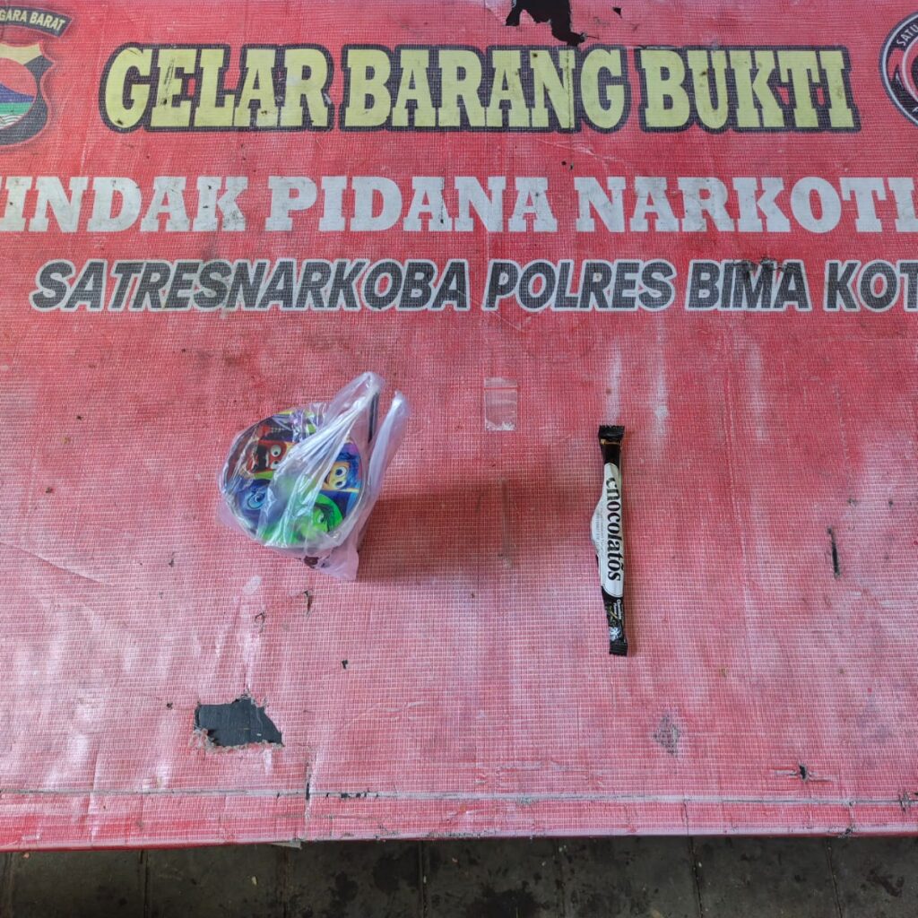 Sabu Disembunyikan dalam Bungkus Chocolatos, Dua Nelayan Diamankan di Polsek Asakota