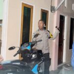 Cegah Aksi Pencurian, Bhabinkamtibmas Polres Bima Kota Ajak Warga Perkuat Keamanan Lingkungan
