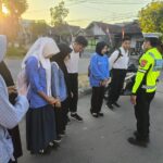 Unit Kamsel Polres Sumbawa Barat Gencarkan Edukasi Keselamatan Berlalu Lintas