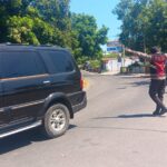Polsek Bayan Gelar Pengaturan Rawan Siang di Jalan Raya Anyar, Himbau Keselamatan Berlalu Lintas