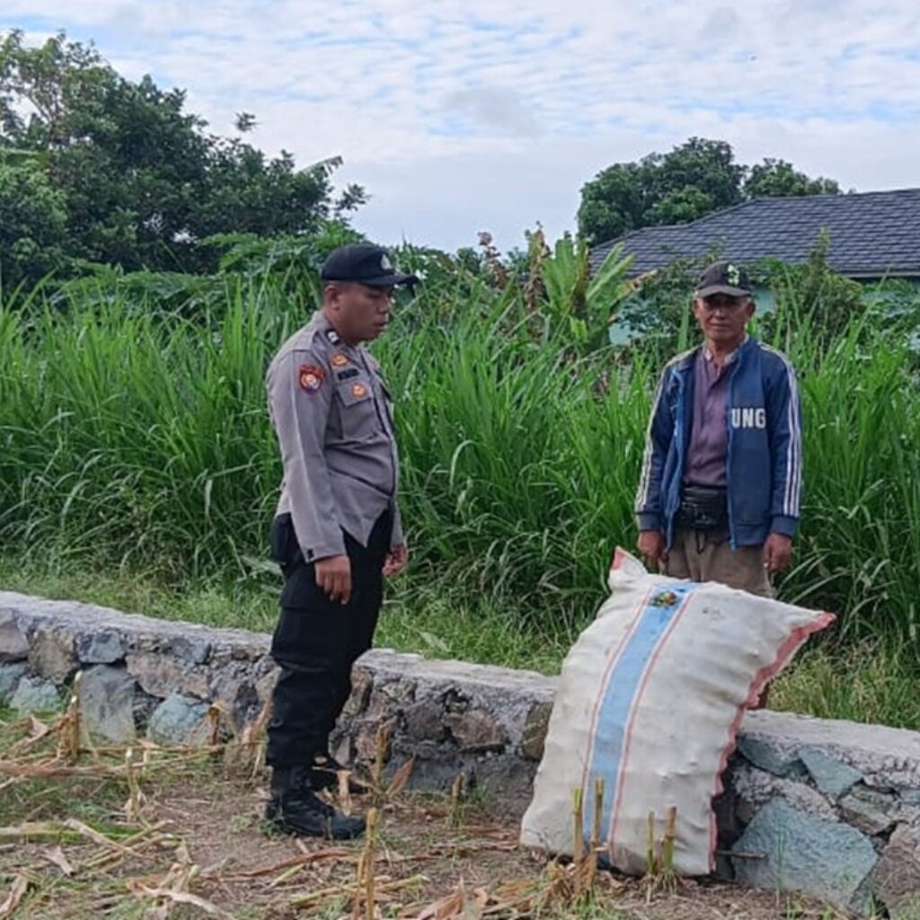Dukung Program Prioritas Pemerintah, Polsek Labuapi Intensifkan Pendampingan Sektor Pertanian di Desa Karang Bongkot