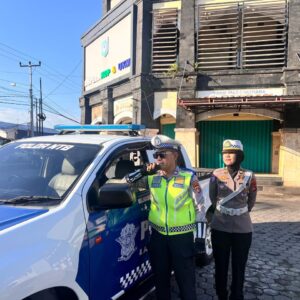 Cegah Lakalantas, Ditlantas Polda NTB Gencarkan Penerangan Keliling di Kota Mataram