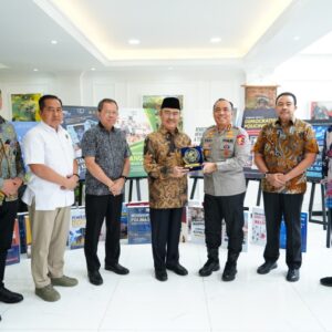 POLRI PERKUAT TATA KELOLA MELALUI REKOMENDASI KPRP DALAM BUKU POLICE GOVERNANCE
