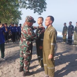 Pantai Kuranji Jadi Arena Pembentukan Mental Taruna
