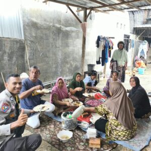 Unit Lantas Polsek Rasanae Barat Gelar Strong Point Pagi, Wujudkan Kamseltibcarlantas