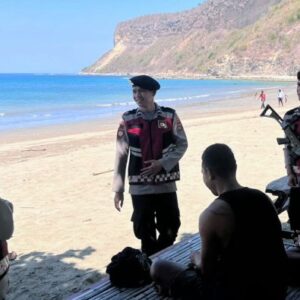 Libur Akhir Pekan, Polres Sumbawa Barat Intensifkan Patroli Wisata