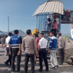 Polsek Kawasan Pelabuhan Laut Bima Amankan Embarkasi dan Debarkasi Penumpang KM AWU