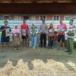 Dukung Ketahanan Pangan, Bhabinkamtibmas Desa Tapir Pendampingan Pembagian Bibit Jagung Kepada Kelompok Tani