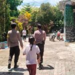 Jamin Kenyamanan Masyarakat Yang menikmati liburan akhir pekan Polsek Madapangga Gelar Pam Wisata