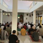 Sentuh Masjid Al Ahmad Rabakodo, Jajaran Polsek Woha Sapa Warga dan Titip Pesan Kamtibmas
