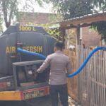 Gerak Cepat Atasi Krisis Air Bersih di Desa Nata dan Roka, Kapolres Bima Kabupaten Salurkan 10.000 Liter Air Bersih
