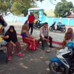BHABINKAMTIBMAS DESA DOROPETI SAMBANG WARGA, SOSIALISASIKAN KETAHANAN PANGAN DAN BAHAYA PERJUDIAN